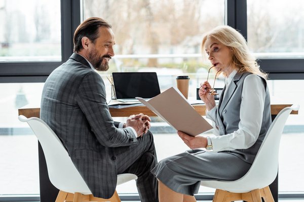 Apport de titres à une holding : quelles sont les étapes à suivre ?