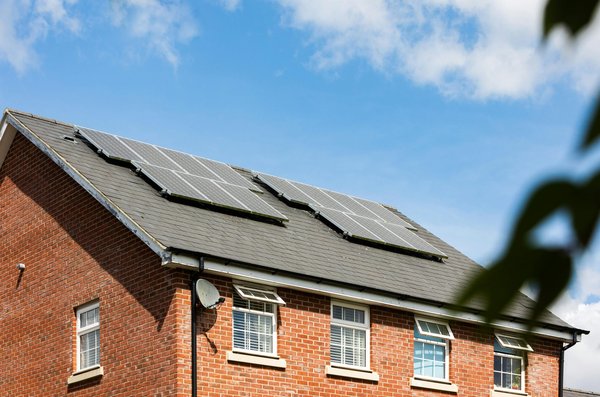 Rénovation d'ampleur : découvrez l'énergie solaire rentable
